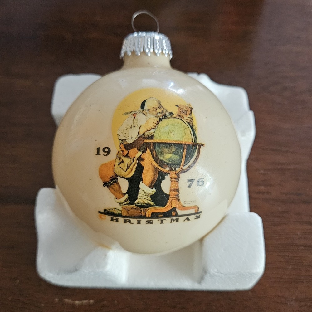 Vintage 1976 Norman Rockwell's 2nd Limited Edition Christmas Ornament